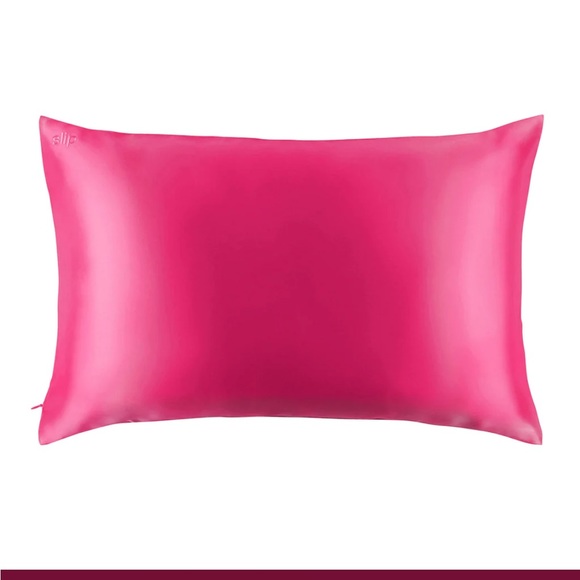 Slip® x Alice + Olivia Pure Silk Pillowcase Queen - Peony Fuchsia Hot Pink - Picture 3 of 8